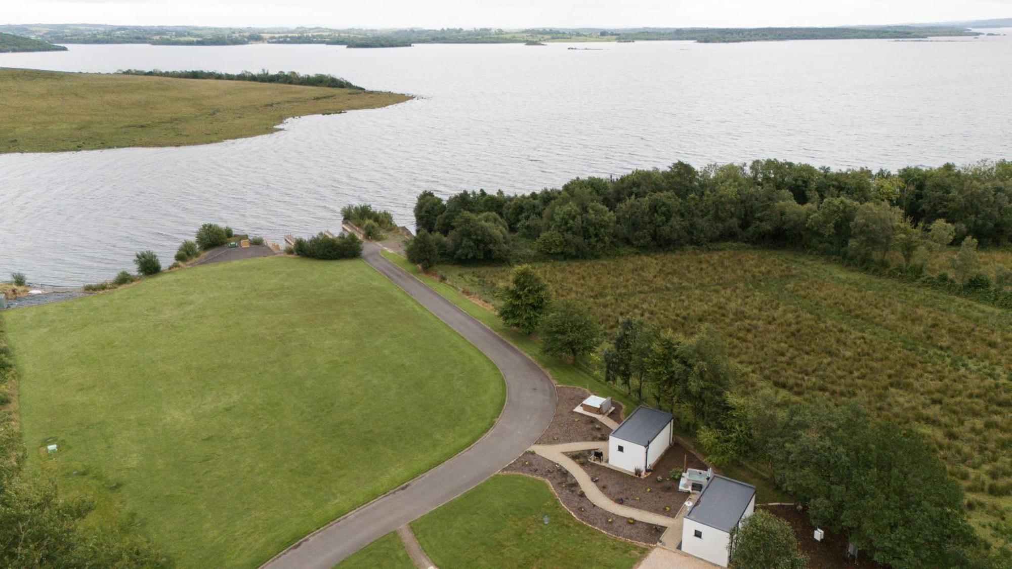 Lakescape - Waterfront Self- Catering Cabins Enniskillen Eksteriør billede