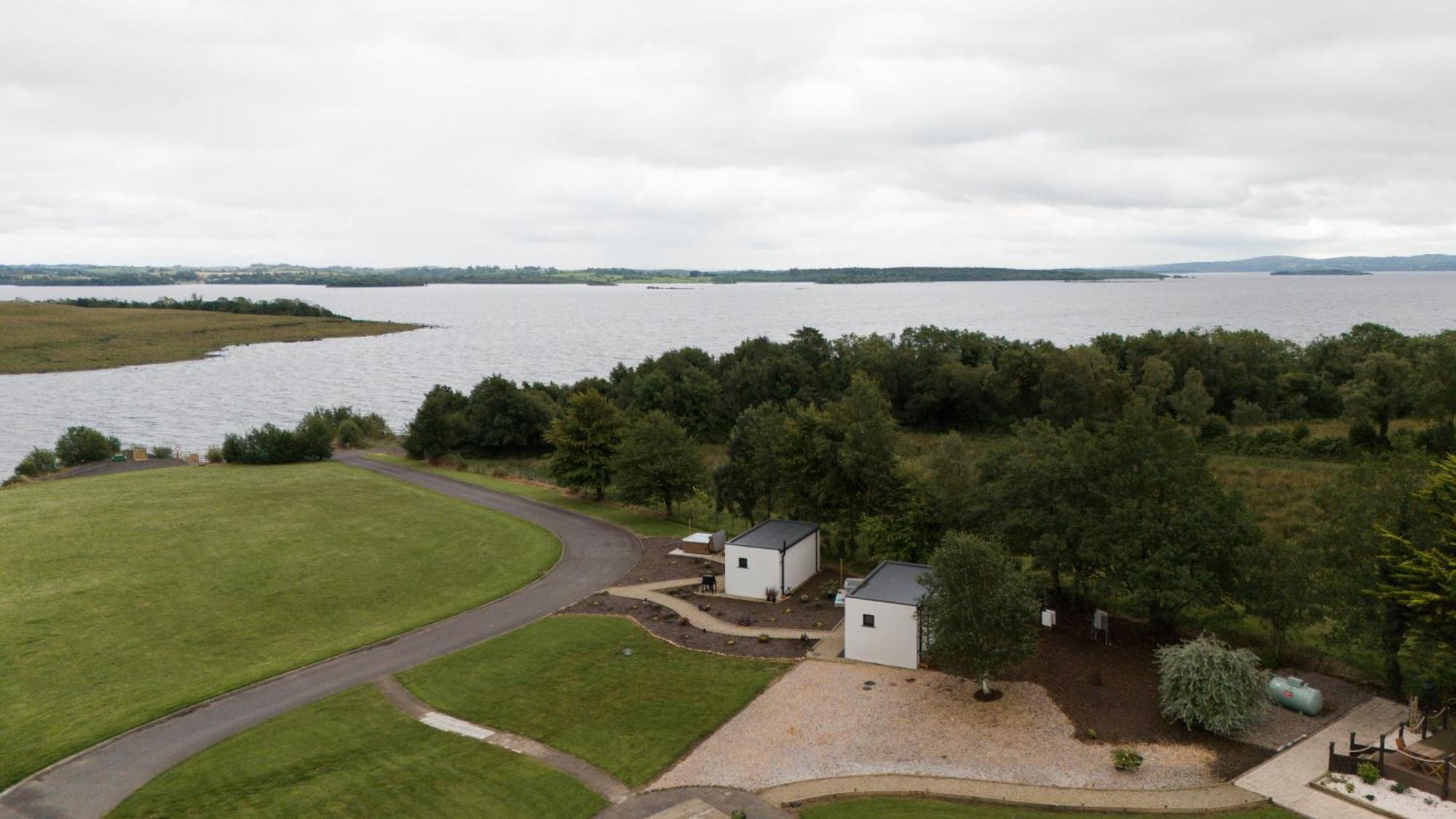 Lakescape - Waterfront Self- Catering Cabins Enniskillen Eksteriør billede